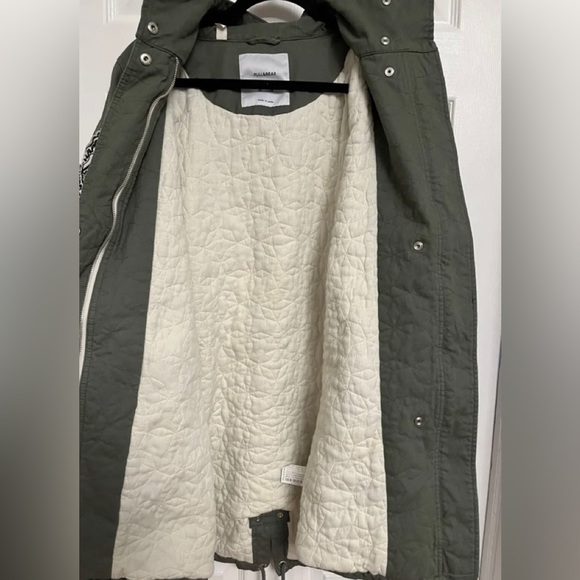 Pull bear jacket ~Size M~ Color Green - Picture 2 of 5
